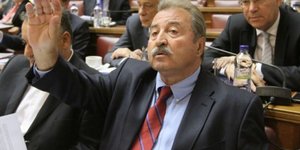 Καρδιακό επεισόδιο υπέστη ο Α' αντιπρόεδρος της Βουλής Γιάννης Τραγάκης