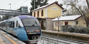 Ακυρώνονται δρομολόγια λόγω χιονιά. Φωτογραφία: Eurokinissi/ Διονύσης Πατεράκης