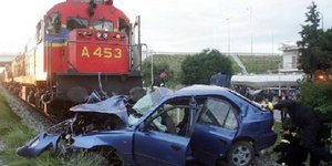 Τέσσερις νεκροί σε σύγκρουση τρένου - αυτοκινήτου