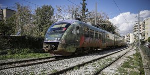 Σύγκρουση τρένου με ΙΧ/ Φωτογραφία αρχείου: EUROKINISSI- ΣΤΕΛΙΟΣ ΜΙΣΙΝΑΣ