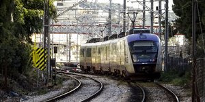Αλλαγές στα δρομολόγια λόγω απεργίας (Φωτογραφία:EUROKINISSI/ΓΙΩΡΓΟΣ ΚΟΝΤΑΡΙΝΗΣ)
