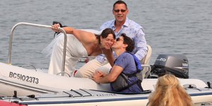 Οταν βλέπεις τον Τριντό να φιλά τη σύζυγό σου (Φωτογραφία: Twitter)