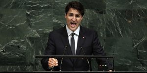 Ο Τζάστιν Τριντό κατά την ομιλία του στη Γενική Συνέλευση των Ηνωμένων ΕΘνών (Richard Drew/AP)