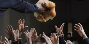 Οι αριθμοί της δυστυχίας στην Ελλάδα: Οκτώ στους δέκα δεν έχουν χρήματα για βασι