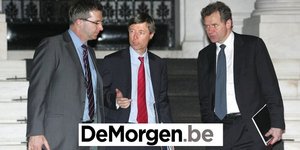 De Morgen: Η Τρόικα θέλει οι Ελληνες να δουλεύουν έξι ημέρες και 78 ώρες την εβδ