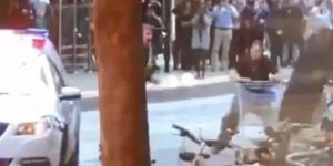 O Μάικλ Ρότζερς προσπάθησε να σταματήσει μ' ένα καροτσάκι σουπερμάρκετ τον δράστη της επίθεσης (Φωτογραφία: YouTube) 