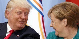 Φωτογραφία: Πρώτη επαφή Μέρκελ-Τραμπ μετά τις Γερμανικές εκλογές/Associated Press