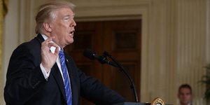 Φωτογραφία: AP/ Evan Vucci