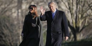 Ο Ντόναλντ και η Μελάνια Τραμπ (Φωτογραφία: AP/ Pablo Martinez Monsivais)