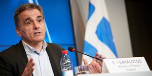 Ο Ευκλείδης Τσακαλώτος/ Φωτογραφία intime