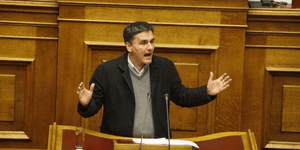 Τσακαλώτος: Το πρωτογενές πλεόνασμα δεν λύνει το πρόβλημα βιωσιμότητας του χρέου