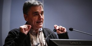 Ο Ευκλείδης Τσακαλώτος (Φωτογραφία: EUROKINISSI/ΣΤΕΛΙΟΣ ΜΙΣΙΝΑΣ)