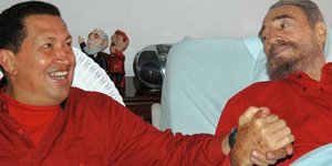 WSJ: Προπαγάνδα τα σενάρια συνωμοσίας για το θάνατο Τσάβες [βίντεο]