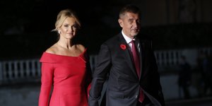 Η Μόνικα Μπαμπίσοβα με τον σύζυγό της