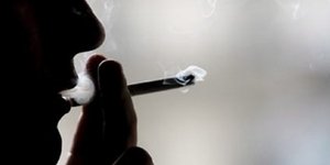 Αύξηση στα τσιγάρα: 5 λεπτά στο πακέτο
