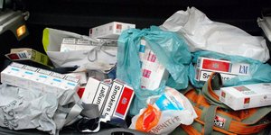 8 συλλήψεις για λαθραία τσιγάρα στη Σαλαμίνα (φωτογραφία αρχείου: EUROKINISSI /ΓΡΗΓΟΡΗΣ ΞΑΝΘΟΣ)