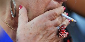 Κι όμως ο αντικαπνιστικός νόμος εφαρμόζεται στη Θεσσαλονίκη/ Φωτογραφία:Φωτογραφία: ΜΠΟΛΑΡΗ ΤΑΤΙΑΝΑ/ Eurokinissi 