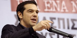 Τσίπρας: Θα αποδοθούν ευθύνες για τα σκάνδαλα της Μεταπολίτευσης