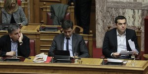 Από αριστερά: Ευκλείδης Τσακαλώτος