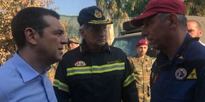 από την επίσκεψή του στο Μάτι/Φωτογραφία: Eurokinissi