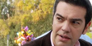 Τρόικα: 'H υπογράφει και ο Τσίπρας ή δεν παίρνετε λεφτά!