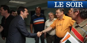 Le Soir για Τσίπρα: Καταγγέλλει πελατειακό κράτος