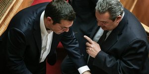 Ο Αλέξης Τσίπρας και ο Πάνος Καμμένος στη Βουλή / Φωτογραφία: Menelaos Myrillas / SOOC