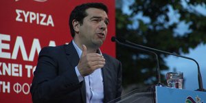 Τσίπρας: Που είναι ο κ. Σαμαράς; Μόνο σε άρθρα εφημερίδων και μονολόγους;