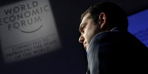 Νταβός: Ο Αλέξης Τσίπρας σε πάνελ τα βάζει με τον Βίκτορα Ορμπάν /Φωτογραφία: ΑΡ