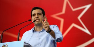 Τσίπρας: σε δασκάλους: Τα σχολεία στην Ελλάδα ήταν ανοιχτά ακόμα και υπό κατοχή