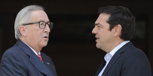 Αλέξης Τσίπρας & Ζαν Κλοντ Γιούνκερ (Φωτογραφία: EUROKINISSI/ΤΑΤΙΑΝΑ ΜΠΟΛΑΡΗ)