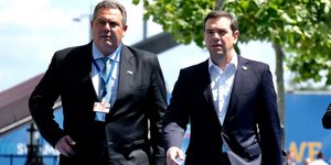 Ο πρωθυπουργός Αλέξης Τσίπρας με τον αρχηγό των ΑΝΕΛ Πάνο Καμμένο / Φωτογραφία: EUROKINISSI