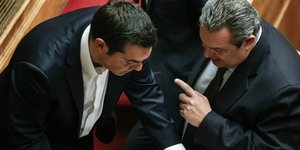 Ο Αλέξης Τσίπρας και ο Πάνος Καμμένος στη Βουλή / Φωτογραφία: Menelaos Myrillas (SOOC)