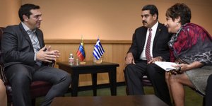 O Αλ. Τσίπρας με τον Νικολάς Μαδούρο στο περιθώριο συνόδου του ΟΗΕ το 2015 / Φωτογραφία αρχείου: EUROKINISSI