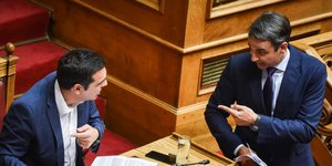 Σφοδρή αντιπαράθεση Τσίπρα-Μητσοτάκη με αλληλοκατηγορίες για διαπλοκή -Φωτογραφία: EUROKINISSI/ΤΑΤΙΑΝΑ ΜΠΟΛΑΡΗ