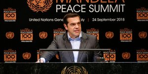 Ο πρωθυπουργός Αλέξης Τσίπρας στη Σύνοδο Κορυφής για την Ειρήνη «Νέλσον Μαντέλα» (Φωτογραφία: AP Photo/Jason DeCrow)