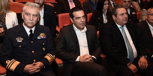 Ο Πρωθυπουργός στη γιορτή της Πολεμικής Αεροπορίας -Φωτογραφία: EUROKINISSI/ΓΙΩΡΓΟΣ ΚΟΝΤΑΡΙΝΗΣ