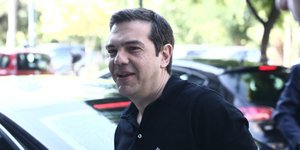 Ο Αλέξης Τσίπρας μπαίνει στα γραφεία του ΣΥΡΙΖΑ -Φωτογραφία: Intimenews/ΤΖΑΜΑΡΟΣ ΠΑΝΑΓΙΩΤΗΣ