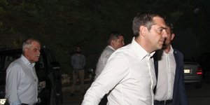 Ο Αλέξης Τσίπρας στο Κέντρο Επιχειρήσεων Πυροσβρεστικής -Φωτογραφία: EUROKINISSI/ΣΩΤΗΡΗΣ ΔΗΜΗΤΡΟΠΟΥΛΟΣ