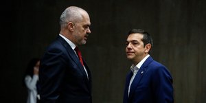 Εντι Ράμα (αριστερά) και Αλέξης Τσίπρας (δεξιά) -Φωτογραφία αρχείου: EU