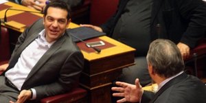 Ναυμαχία στη Βουλή για τα υποβρύχια: Απειλεί με αποκαλύψεις ο Βενιζέλος