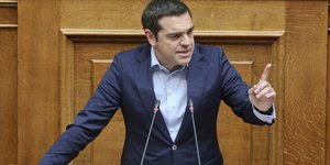 Ο Αλέξης Τσίπρας στο βήμα της Βουλής / Φωτογραφία: Intimenews/ΣΤΕΦΑΝΟΥ ΣΤΕΛΙΟΣ