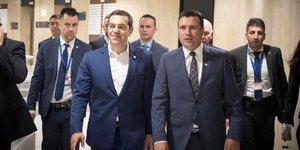 Αλέξης Τσίπρας & Ζόραν Ζάεφ (Φωτογραφία: EUROKINISSI/ΓΡ.ΤΥΠΟΥ ΠΡΩΘΥΠΟΥΡΓΟΥ/ ANDREA BONETTI)