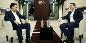 Η συνάντηση Τσίπρα-Ζάεφ στο Νταβός το Γενάρη του 21018 -Φωτογραφία: ΓτΠ ANDREA BONETTI