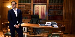 Ο Αλέξης Τσίπρας στο Μέγαρο Μαξίμου (Φωτογραφία αρχείου: EUROKINISSI/ΤΑΤΙΑΝΑ ΜΠΟΛΑΡΗ)