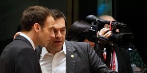 Τηλεφωνική επικοινωνία Τσίπρα-Μακρόν -Φωτογραφία αρχείου: EUROKINISSI/ΕΥΡΩΠΑΪΚΗ ΕΝΩΣΗ