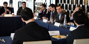 O Αλέξης Τσίπρας σε συνάντηση με funds /Φωτογραφία: EUROKINISSI