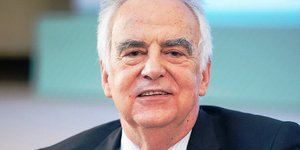 Στάθης Τσοτσορός