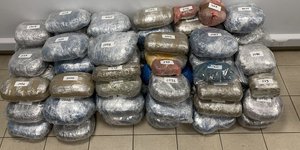 Πάνω από 70 κιλά κάνναβης είχε η συμμορία/ Φωτογραφία: ΕΛ.ΑΣ.