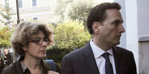 Επιστρέφει στο Δημόσιο όλα τα ακίνητά της η Αρετή Τσοχατζοπούλου [έγγραφο]